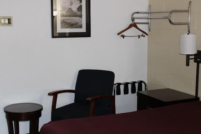 Standard Single Room, 1 Queen Bed