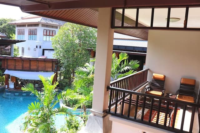 Superior Double (Pool View)