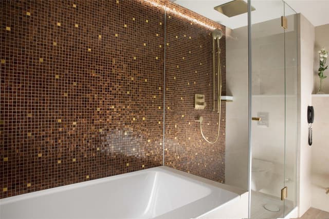 KING APARTMENT SUITE