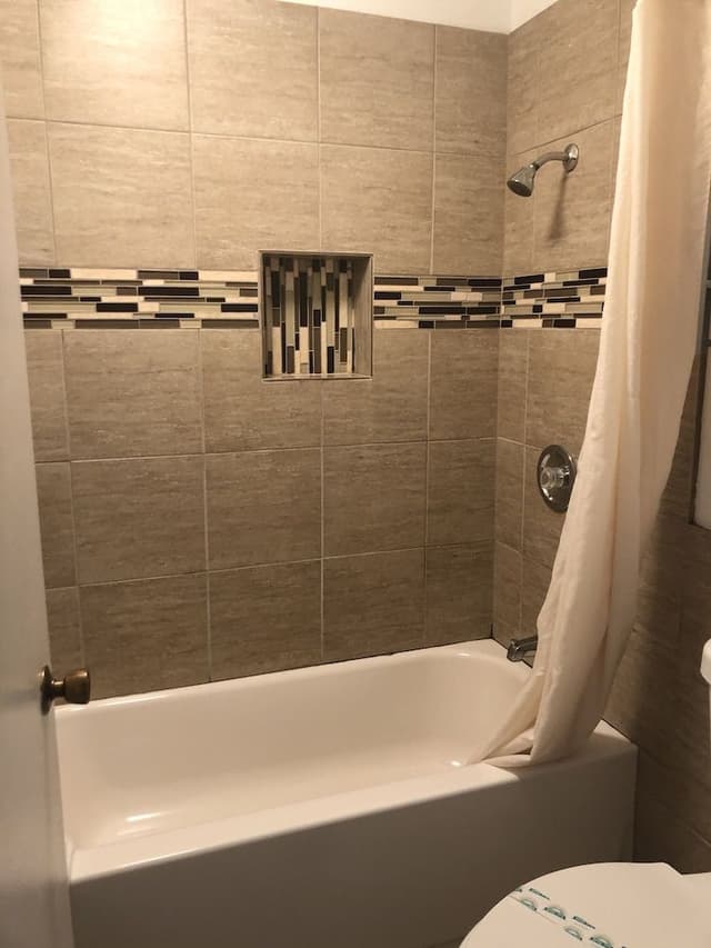 Standard Room, 1 Queen Bed