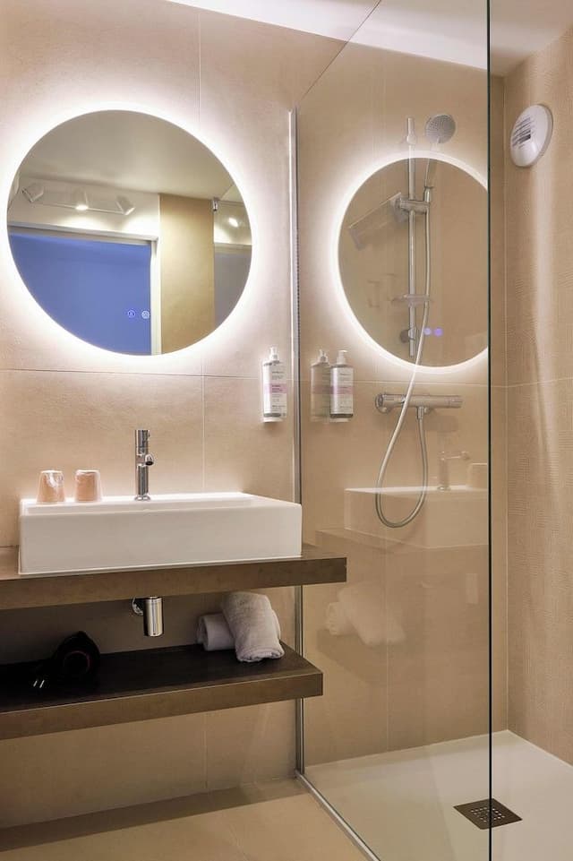 Basic Twin Room