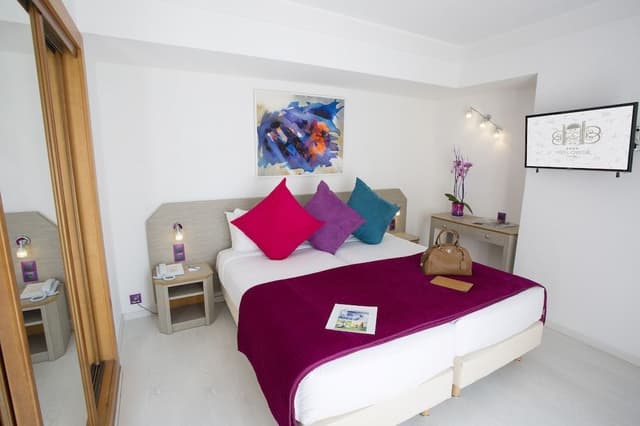 Junior Suite (Spa Access Included)