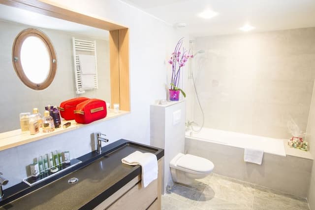 Junior Suite (Spa Access Included)