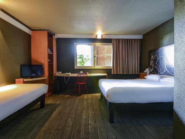 Standard Room, Multiple Beds