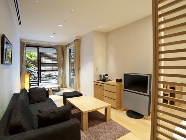 Stylish Suite King Double