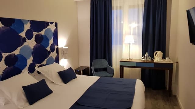 Superior Double or Twin Room (with SAUNA access)
