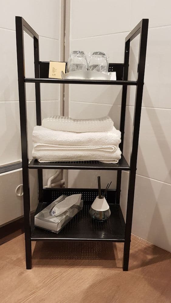 Standard Twin Room (with SAUNA access)