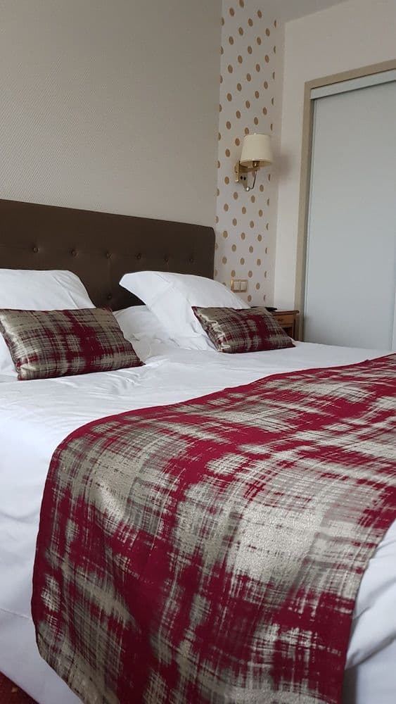 Superior Double or Twin Room (with SAUNA access)
