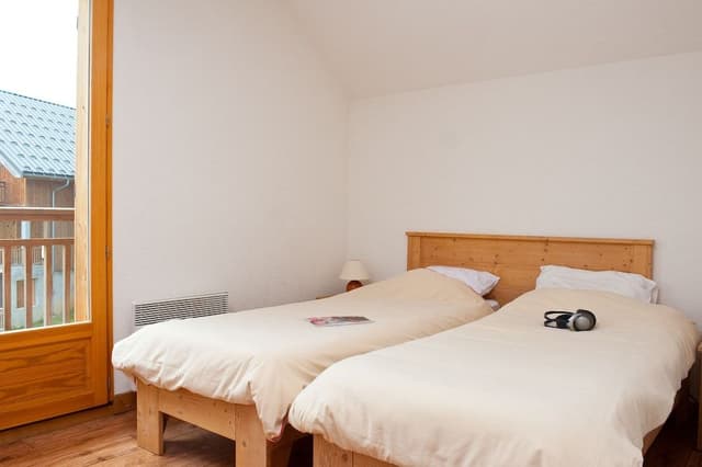 3 rooms - 8 person