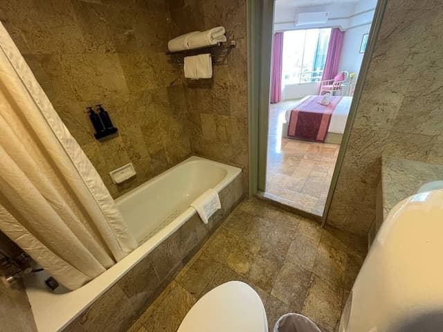Coral Room