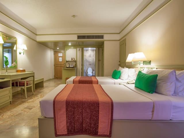 Coral Room