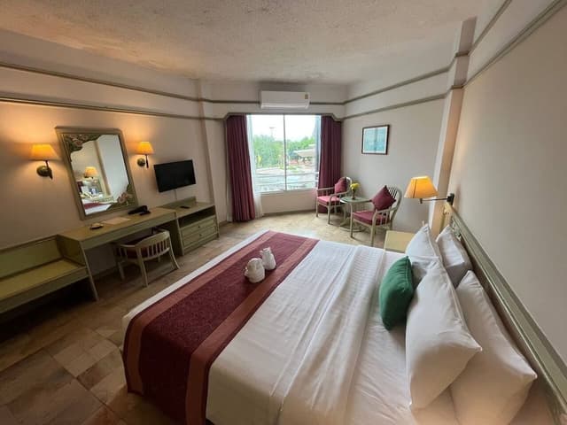 Coral Room