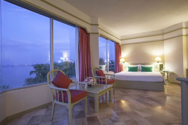 Coral Room