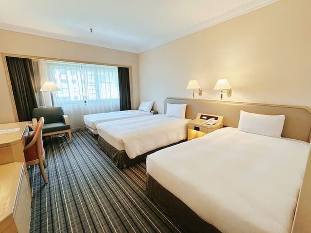 Standard Twin Room with Extra Bed
