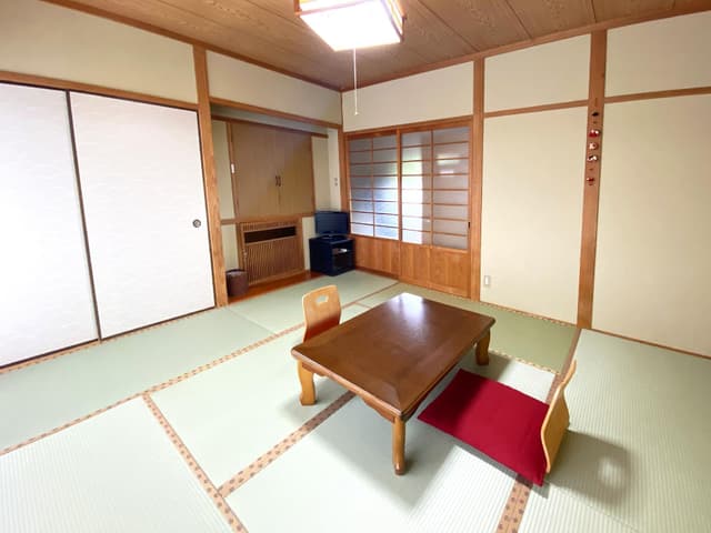 Standard Japanese Style Room with Shared Bathroom