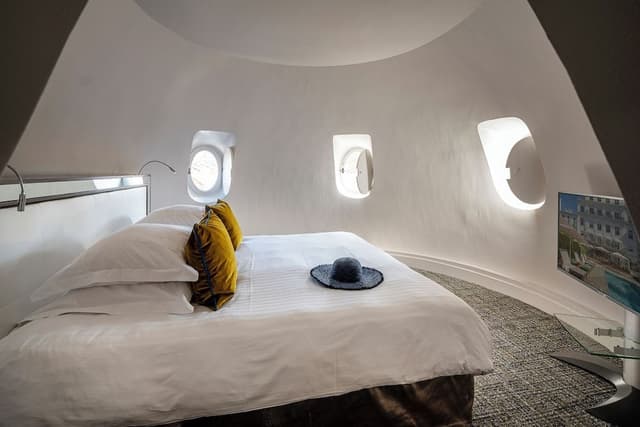 Prestige Suite