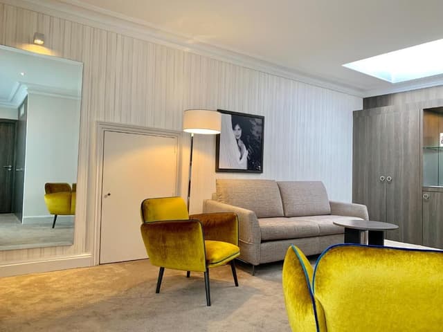 Prestige Suite