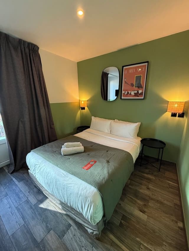 Double Room, Balcony