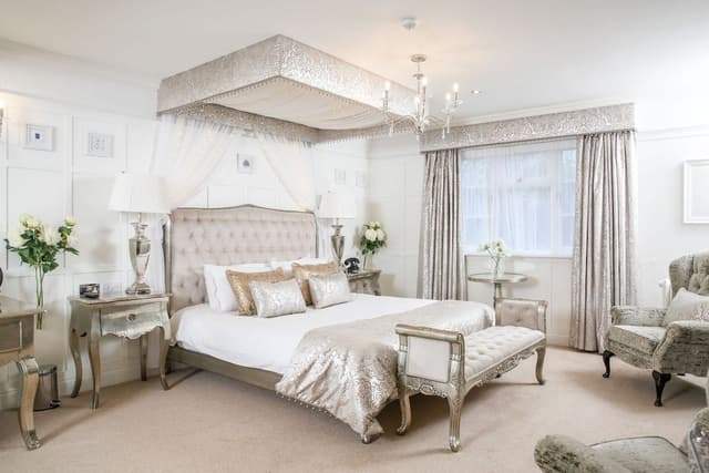 Luxury Room