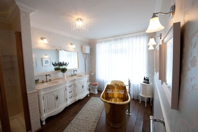 Luxury Room