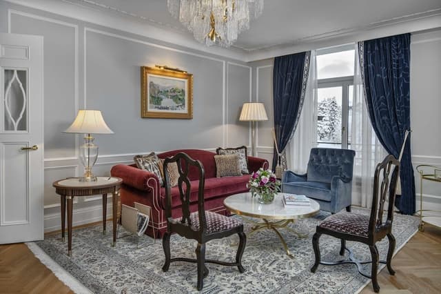 Suite (St Moritz)
