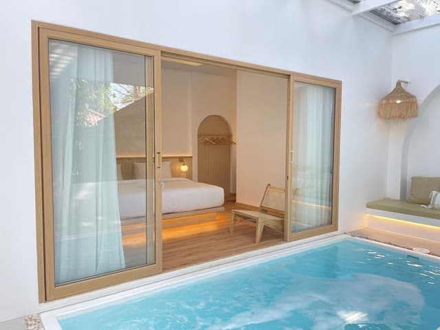 Deluxe Villa