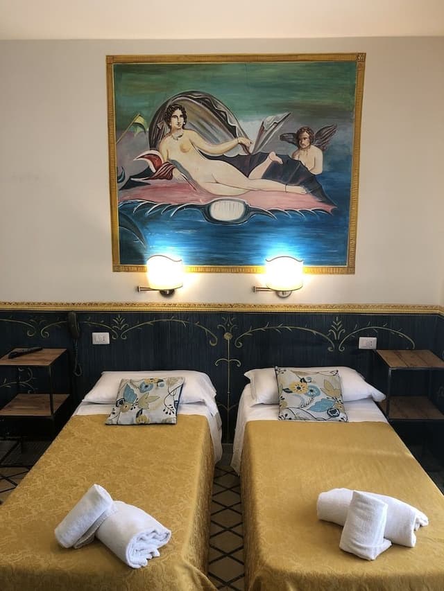 Standard Twin Room