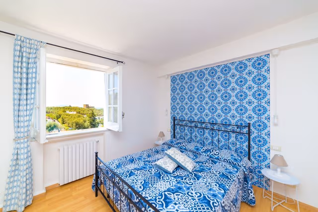 Classic Double Room, Garden View