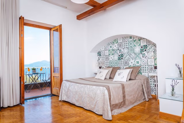 Suite, Jetted Tub, Sea View