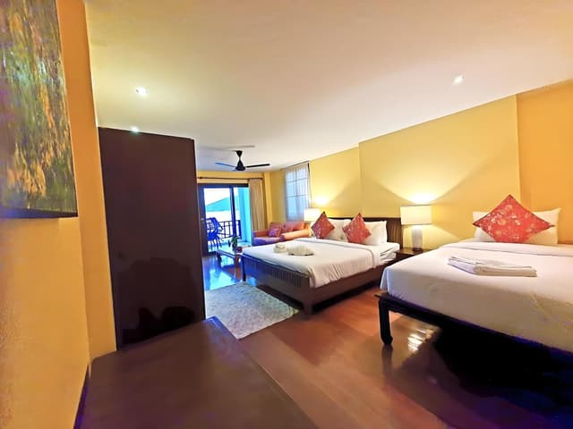 Deluxe Triple Room