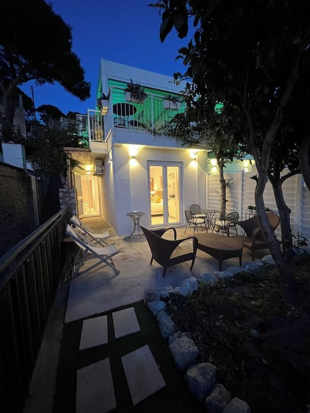 Deluxe Studio Suite, Sea View