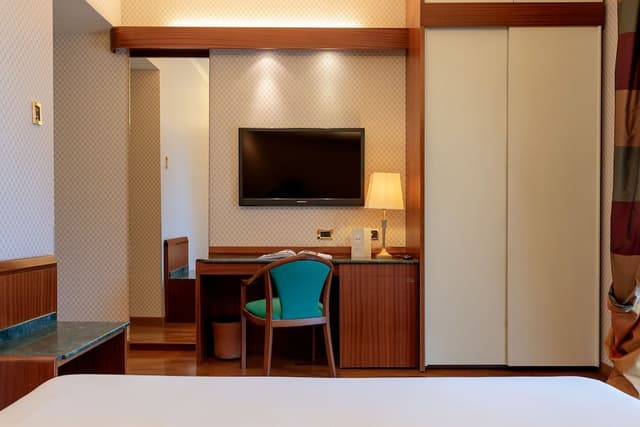 Classic Double Room