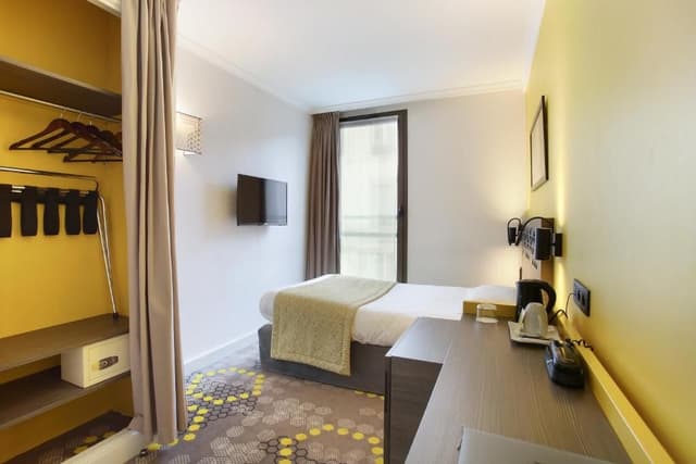 Single Room