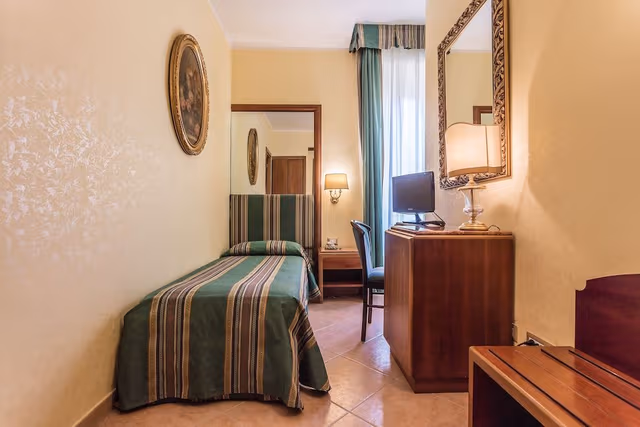 Classic Single Room