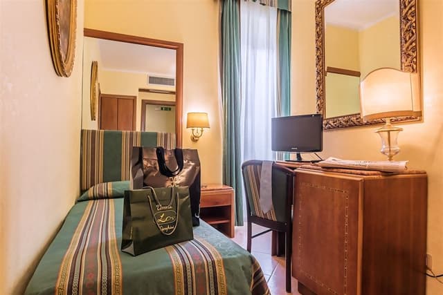 Single Room