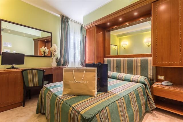 Economy Room