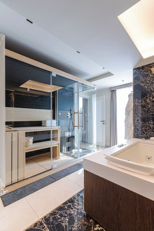 Gallery Single Room