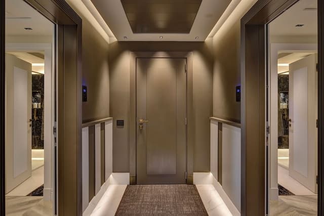 Gallery Single Room