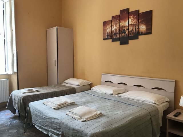 Triple Room