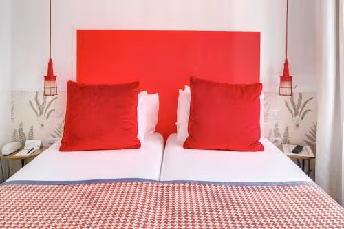 Standard Twin Room