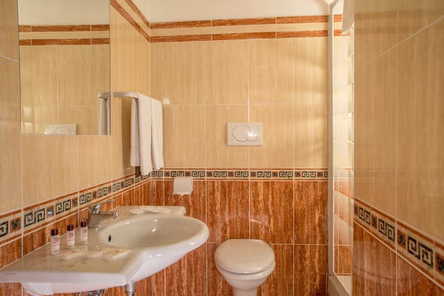 Economy Double or Twin Room