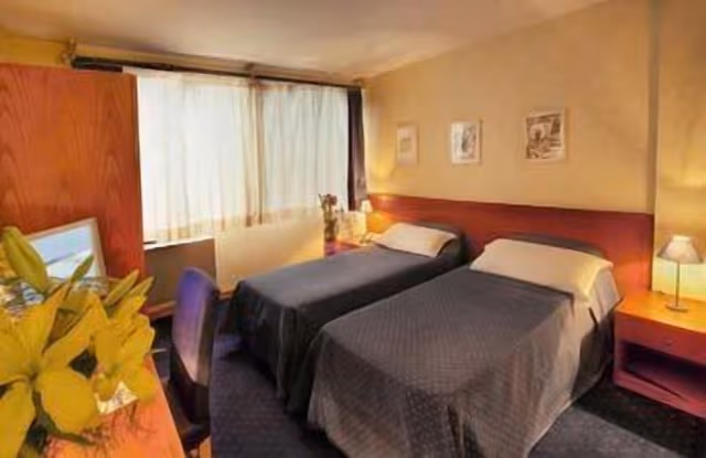 Twin Room, 2 Twin Beds