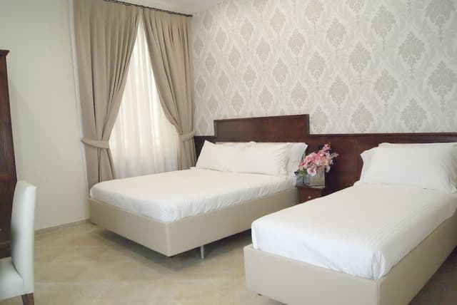 Triple Room