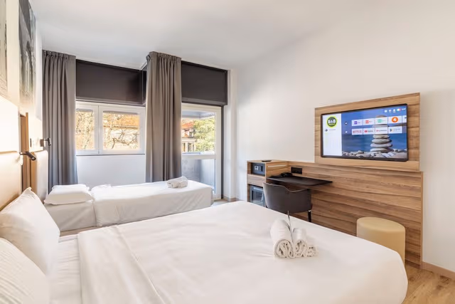 Standard Triple Room