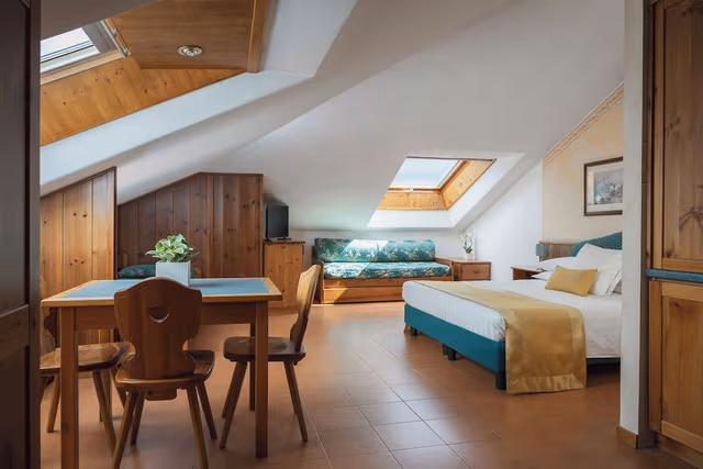 Family Room, Mountain View
