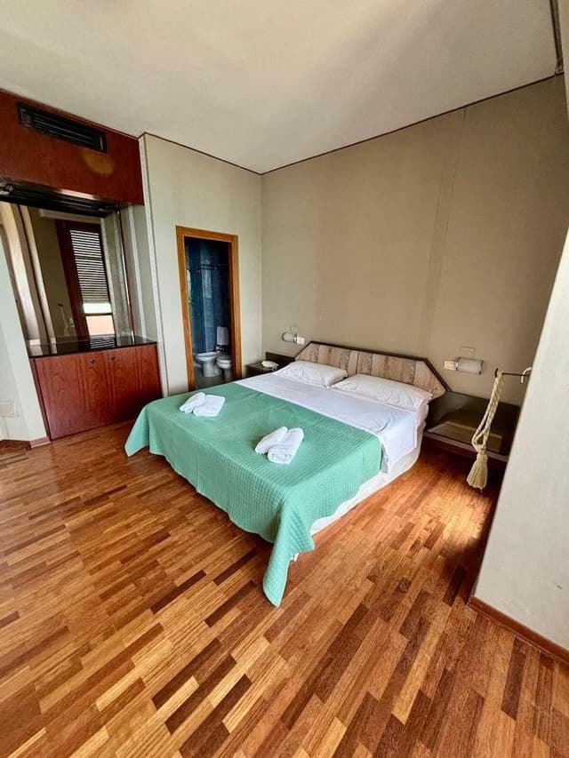 Double or Twin Room, Sea View