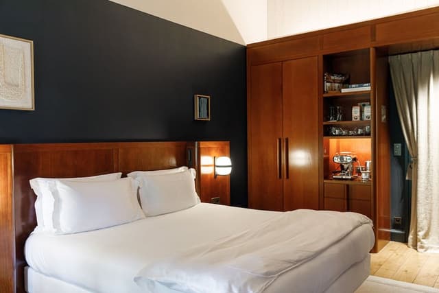 Prestige Room