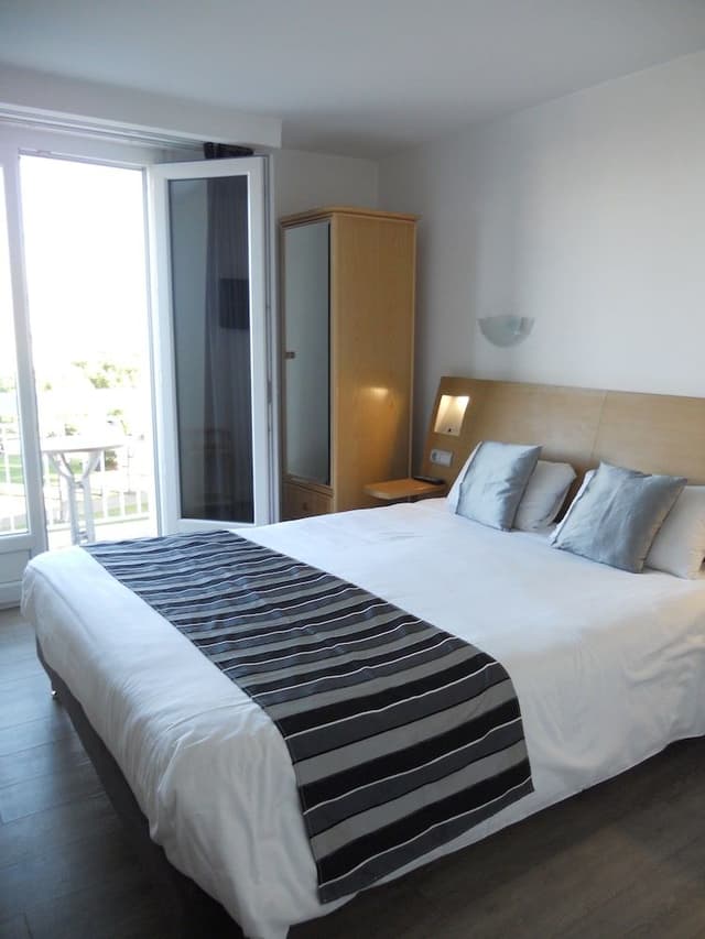 Double Room, Partial Sea View