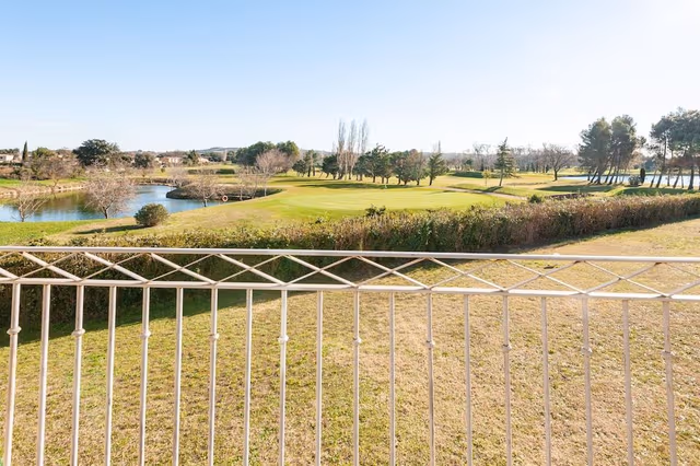 One bedroom apartment for 4 people with balcony and golf view