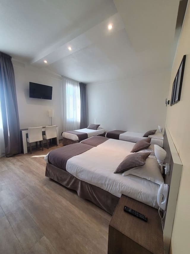 Standard Room, Multiple Beds